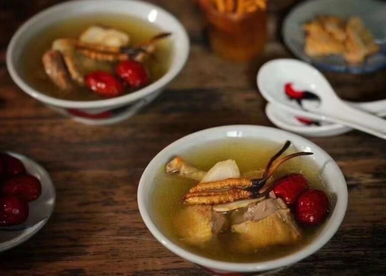 <a href=http://m.dongtai1982.com/chifa/ target=_blank class=infotextkey>冬蟲夏草的吃法</a>