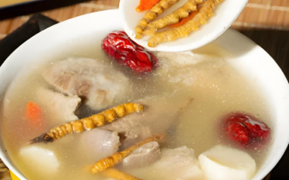 冬蟲(chóng)夏草熱水沖泡：掌握適宜溫度，鎖住營(yíng)養(yǎng)精華